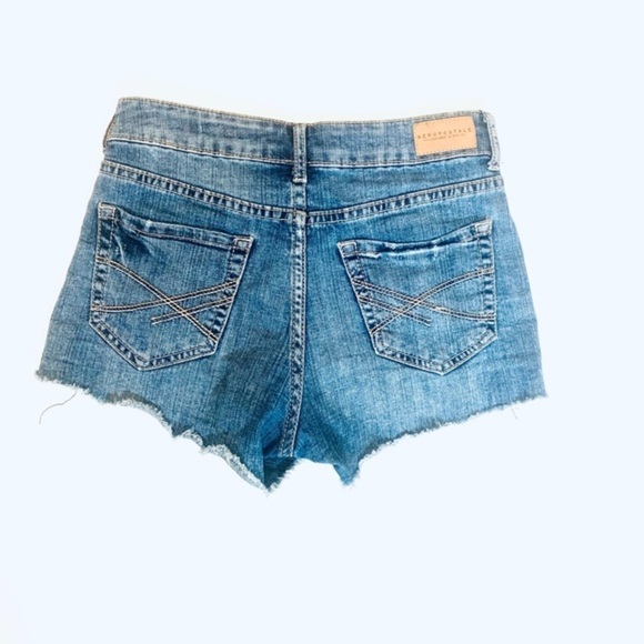 AEROPOSTALE Floral Patch HighWaist Jean Shorty-00 - Picture 2 of 6
